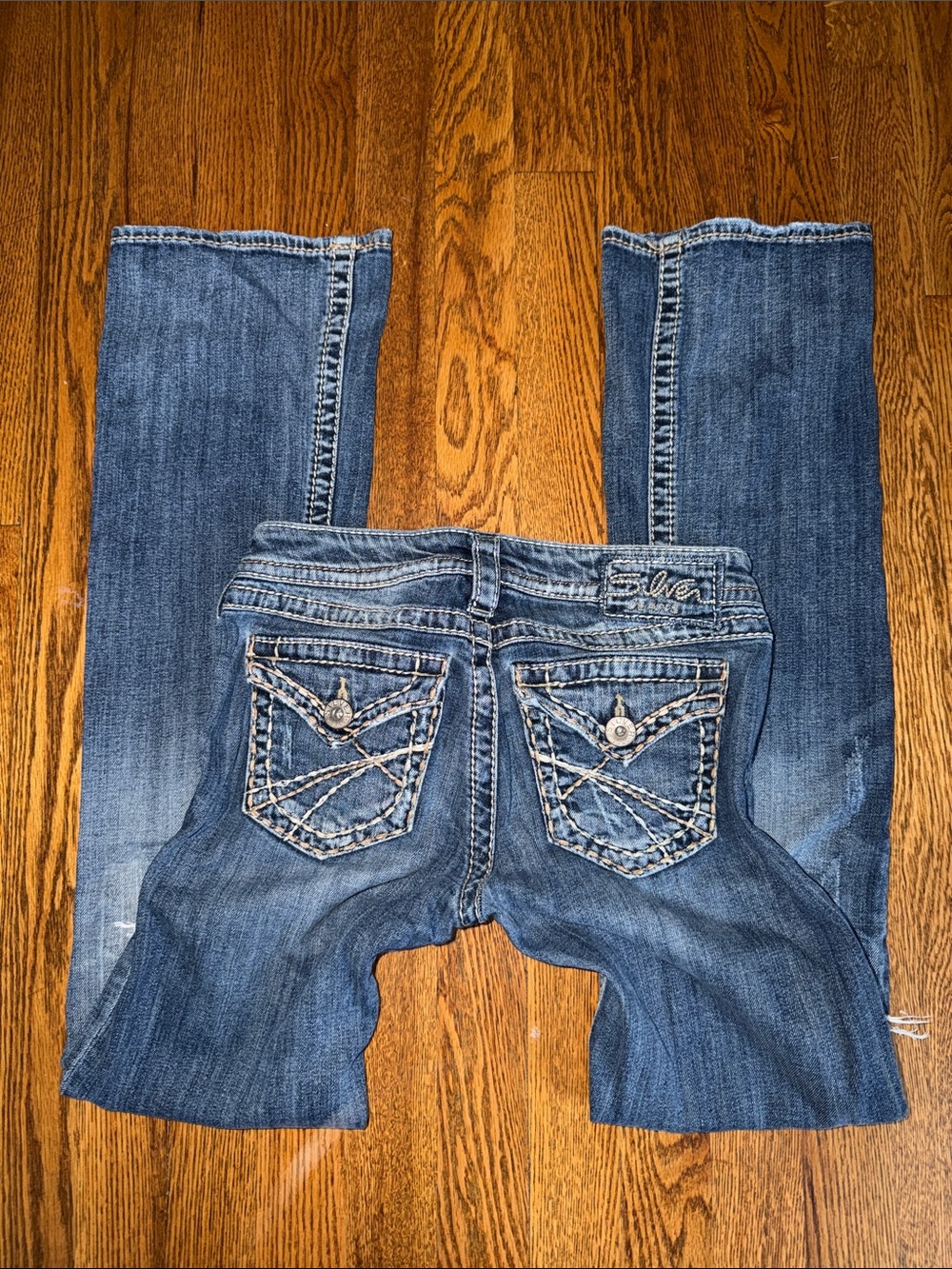 2000s Vintage Y2K Silver Jeans Faded Blue Distressed Low-Rise Boot Cut Jeans